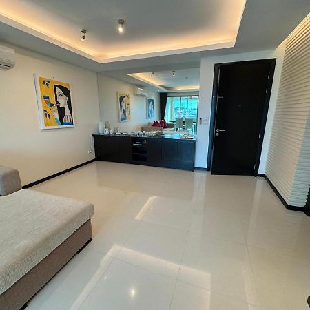 Modern 2-Bedroom Condo In Kamala Near The Beach Kültér fotó