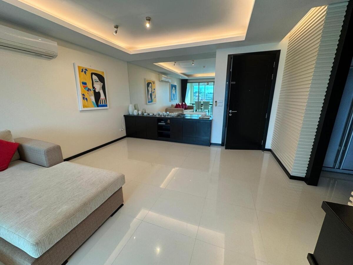 Modern 2-Bedroom Condo In Kamala Near The Beach Kültér fotó