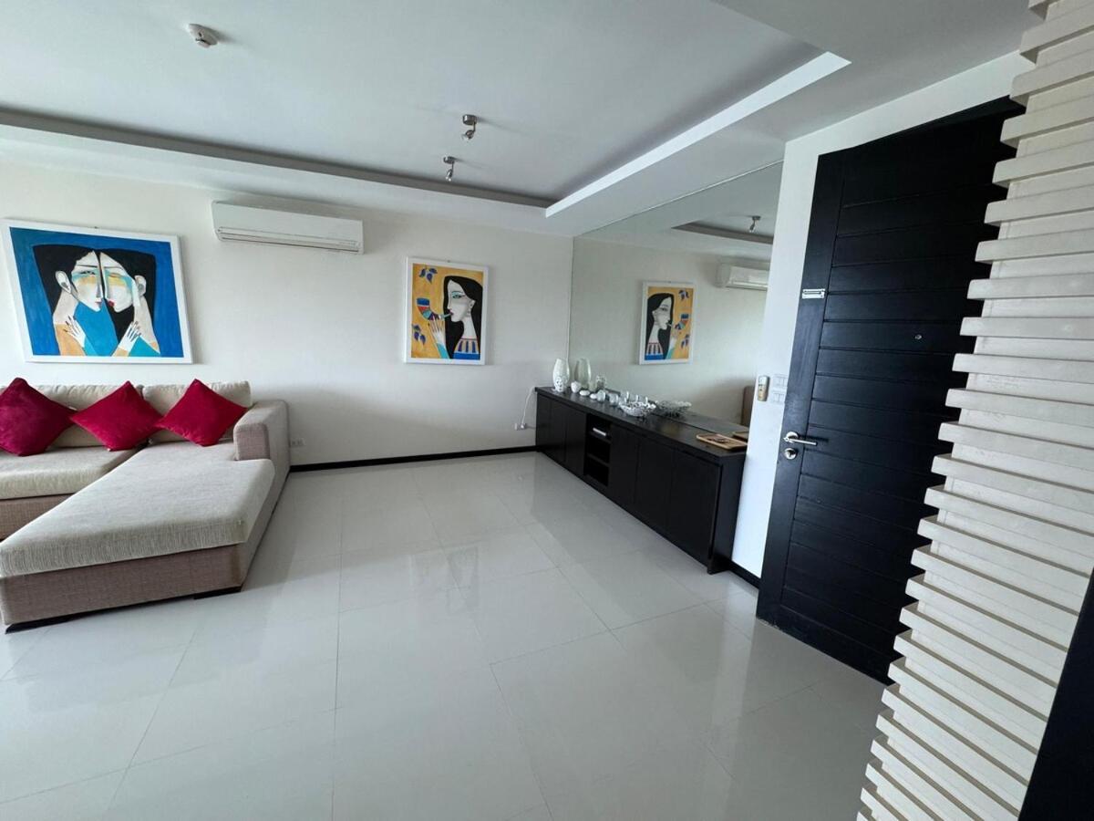 Modern 2-Bedroom Condo In Kamala Near The Beach Kültér fotó