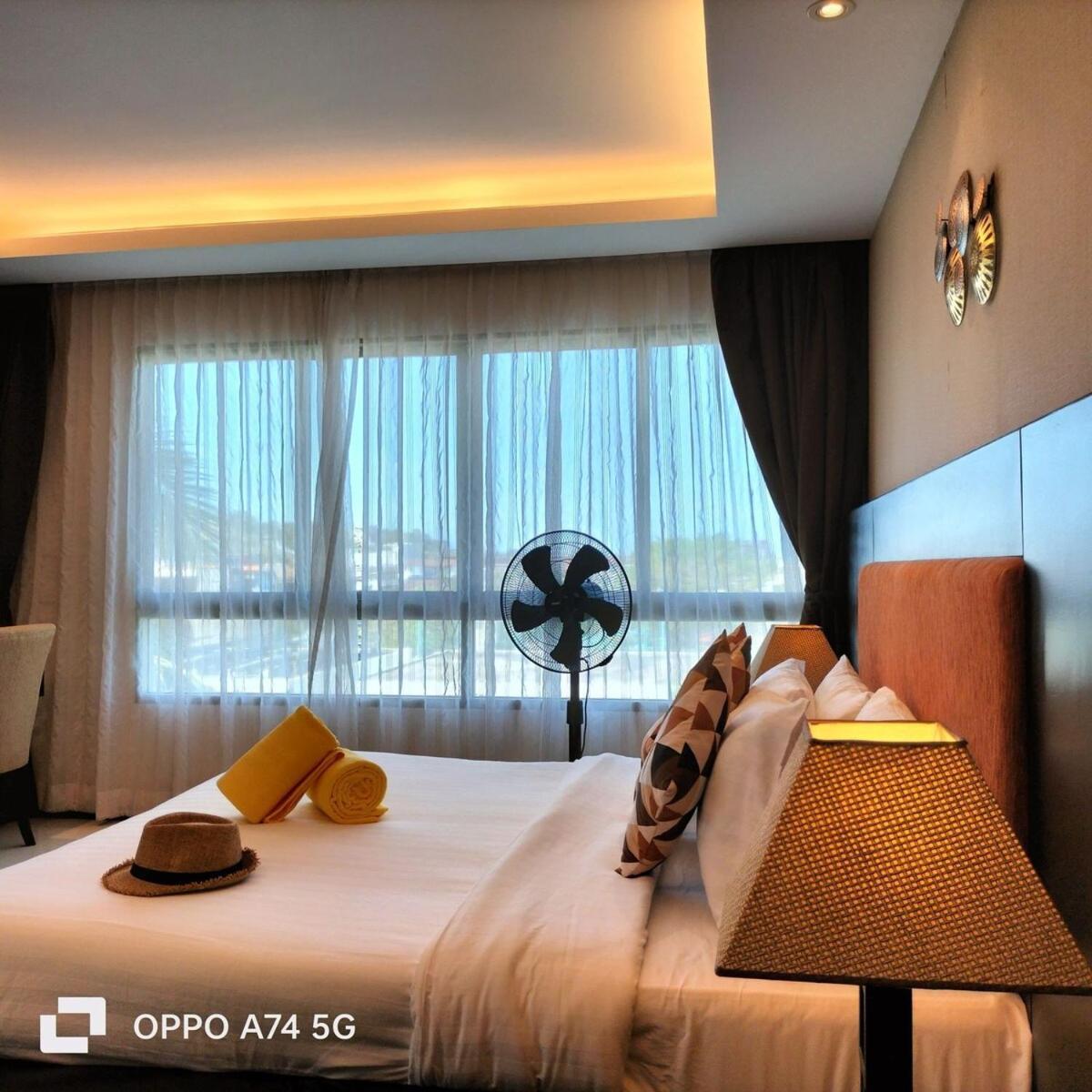 Modern 2-Bedroom Condo In Kamala Near The Beach Kültér fotó
