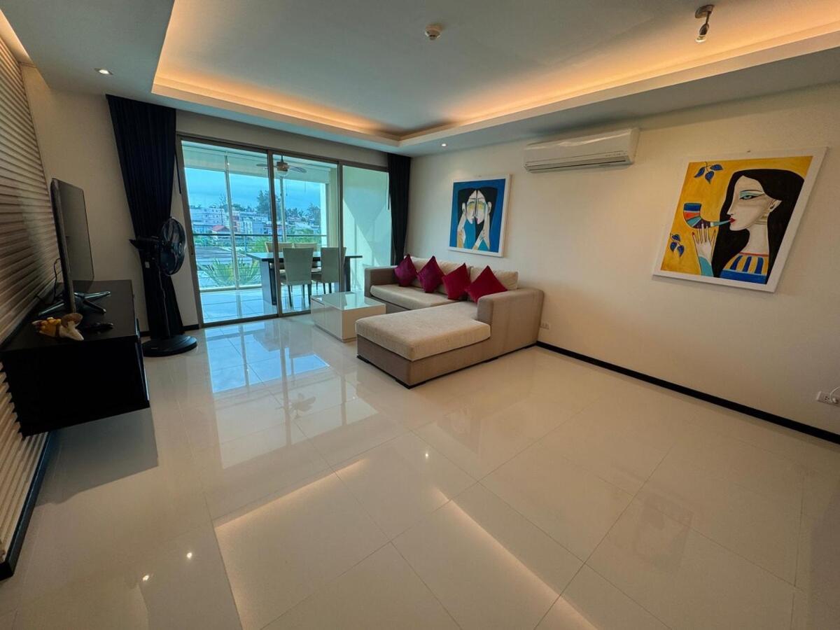 Modern 2-Bedroom Condo In Kamala Near The Beach Kültér fotó