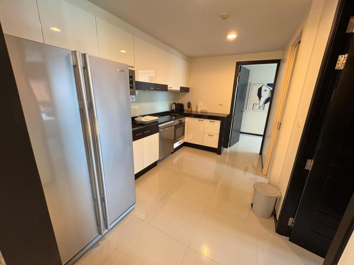 Modern 2-Bedroom Condo In Kamala Near The Beach Kültér fotó
