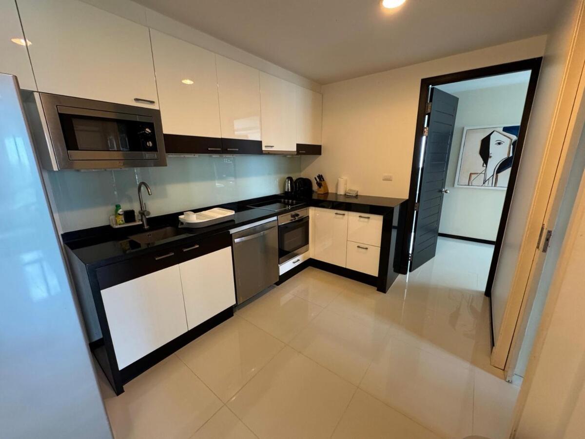 Modern 2-Bedroom Condo In Kamala Near The Beach Kültér fotó