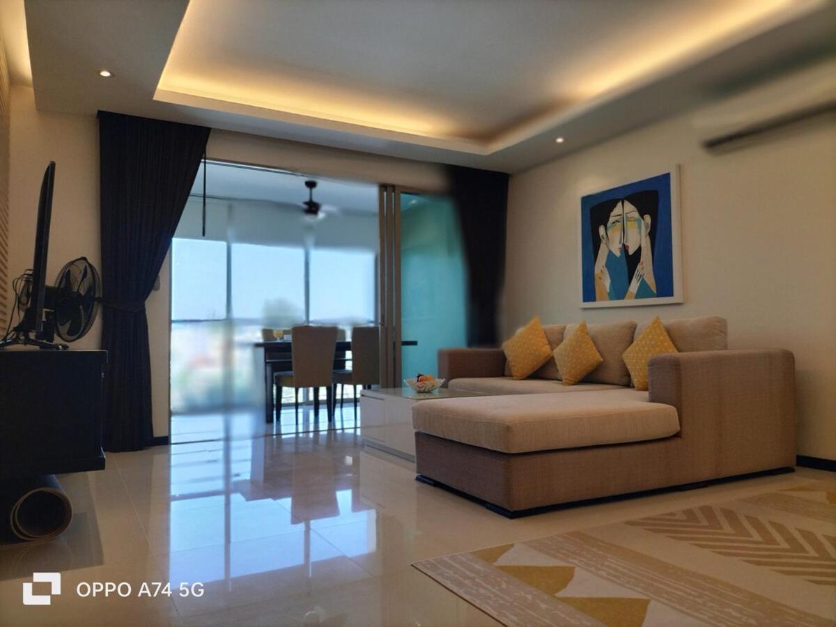 Modern 2-Bedroom Condo In Kamala Near The Beach Kültér fotó